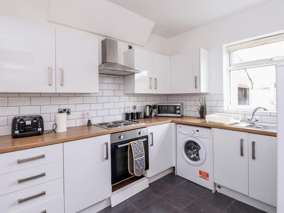 Contractors House Daire Doncaster Dış mekan fotoğraf